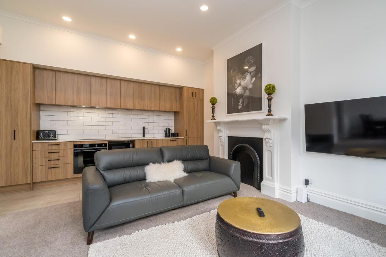 Inner City Executive Living On Stuart Street Dunedin Buitenkant foto